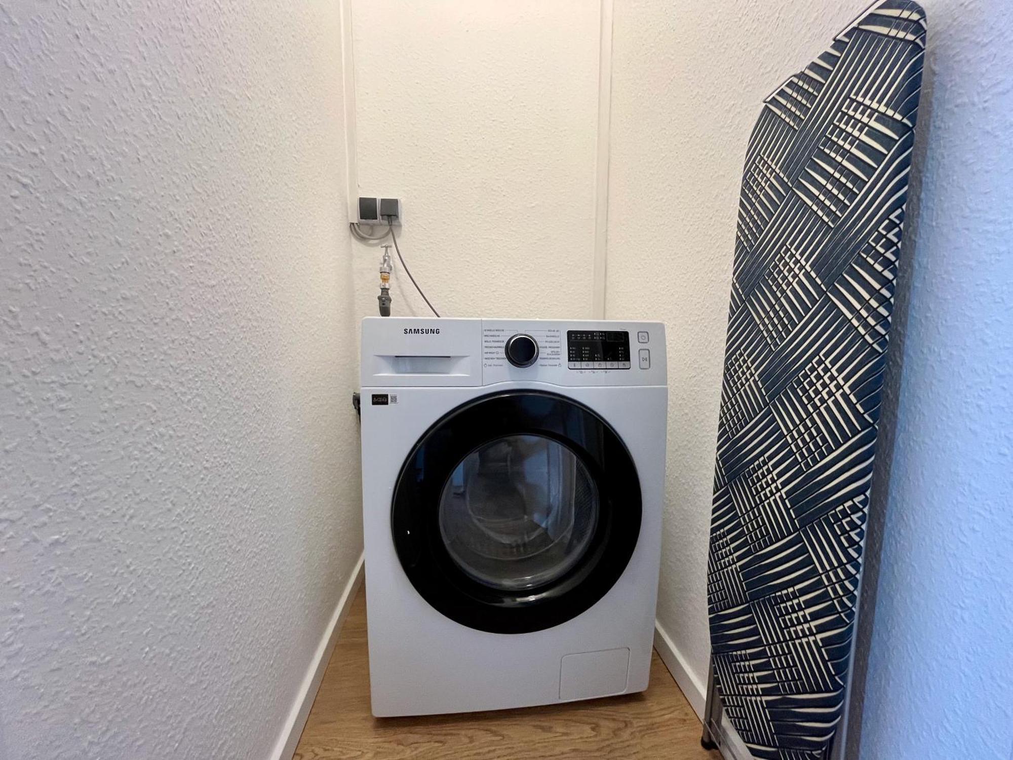 *Top* Moderne Wohnung - Naehe Koeln: Dom, Messe, Flughafen, Lanxess-Arena Bergisch Gladbach Esterno foto