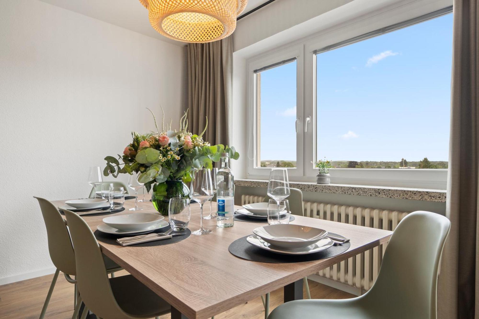 *Top* Moderne Wohnung - Naehe Koeln: Dom, Messe, Flughafen, Lanxess-Arena Bergisch Gladbach Esterno foto