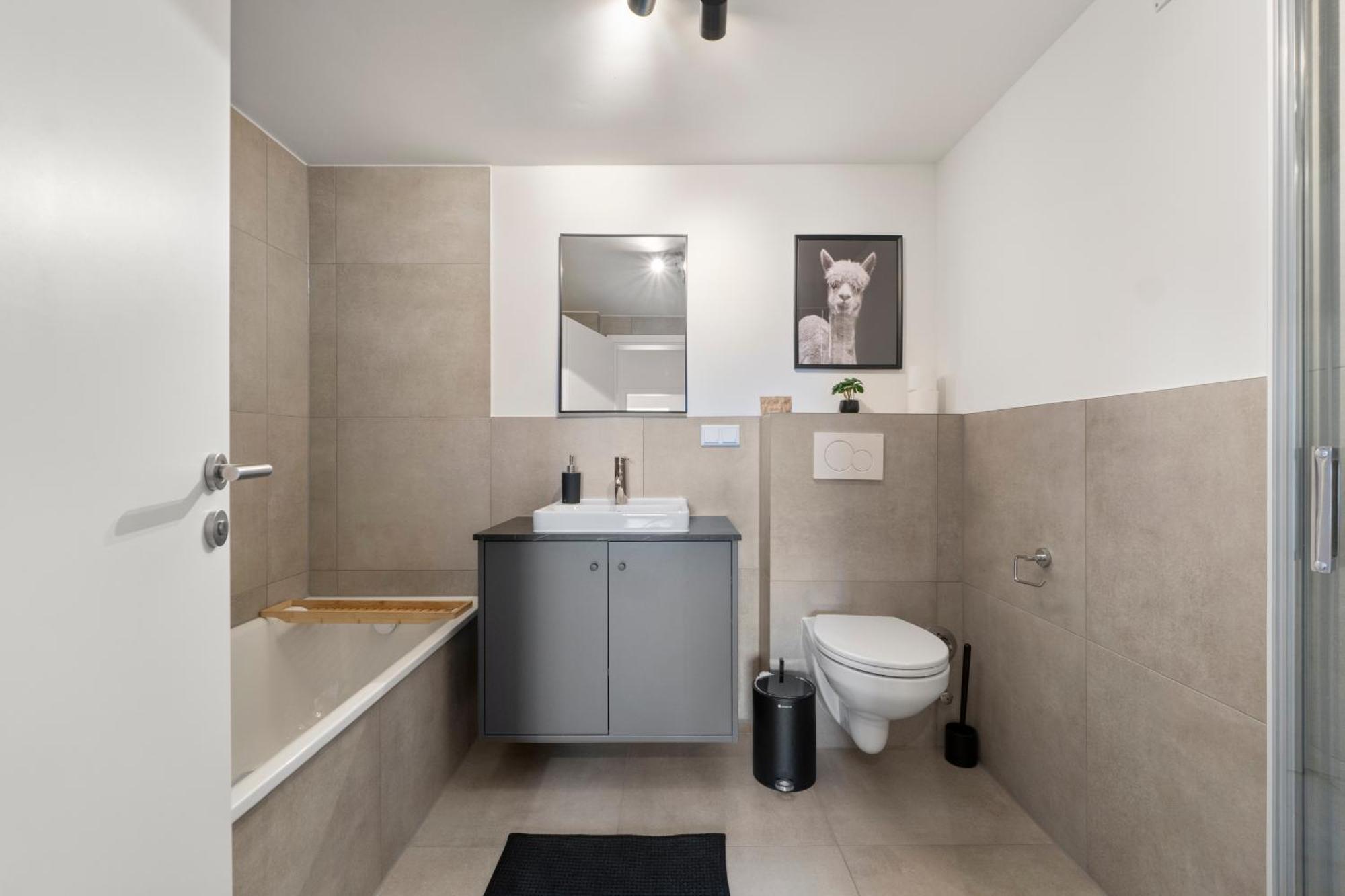 *Top* Moderne Wohnung - Naehe Koeln: Dom, Messe, Flughafen, Lanxess-Arena Bergisch Gladbach Esterno foto